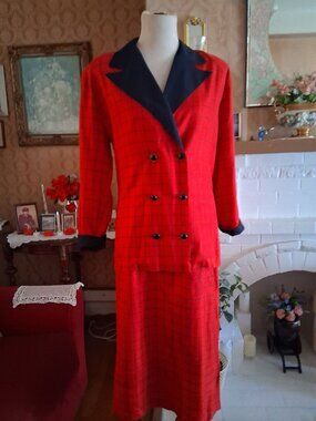 Anne's skirt suit